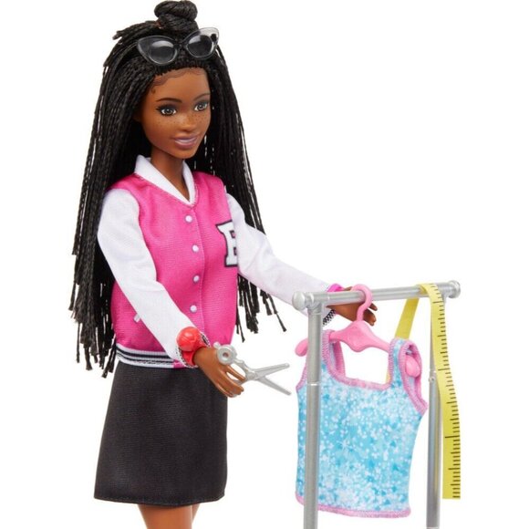 Barbie On-Set Stylist Brooklyn Doll Braids Garment Rack Fashion Pieces Puppy - Picture 4 of 6